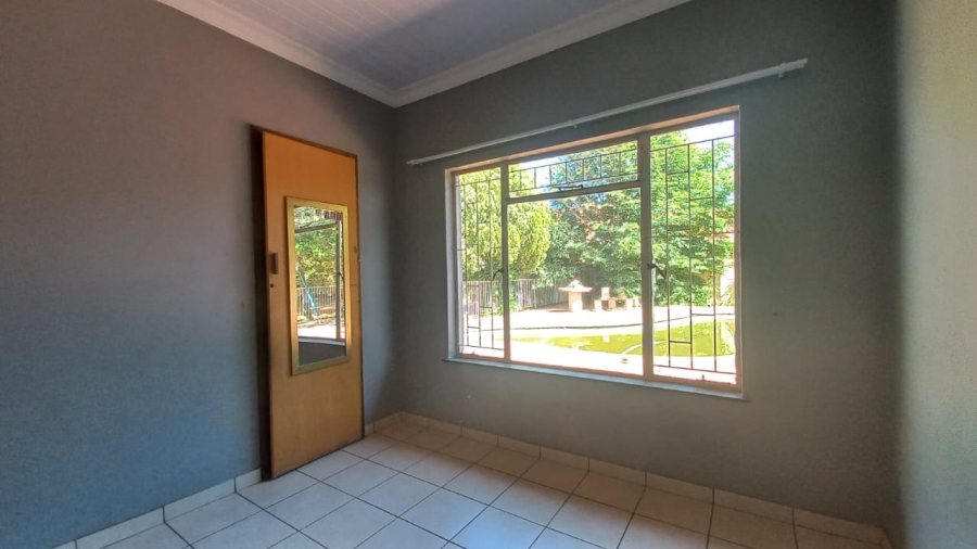 To Let 3 Bedroom Property for Rent in Pellissier Free State